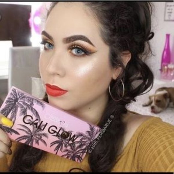 Beauty Creations Cali Glow Highlighter Palette - Picture 3 of 14